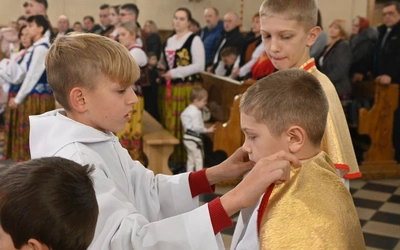 Nowi ministranci (i nie tylko) w Miętustwie 