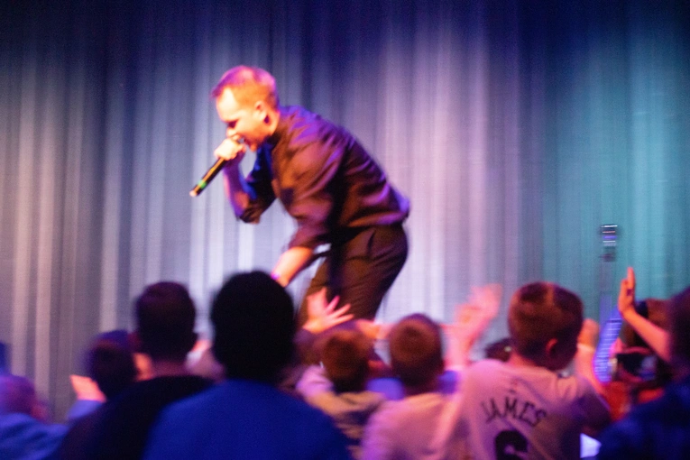 Raper Wasina na ołtarzewskiej scenie