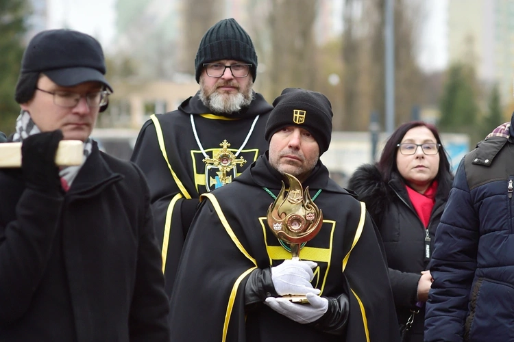 Olsztyn. Procesja Chrystusa Króla