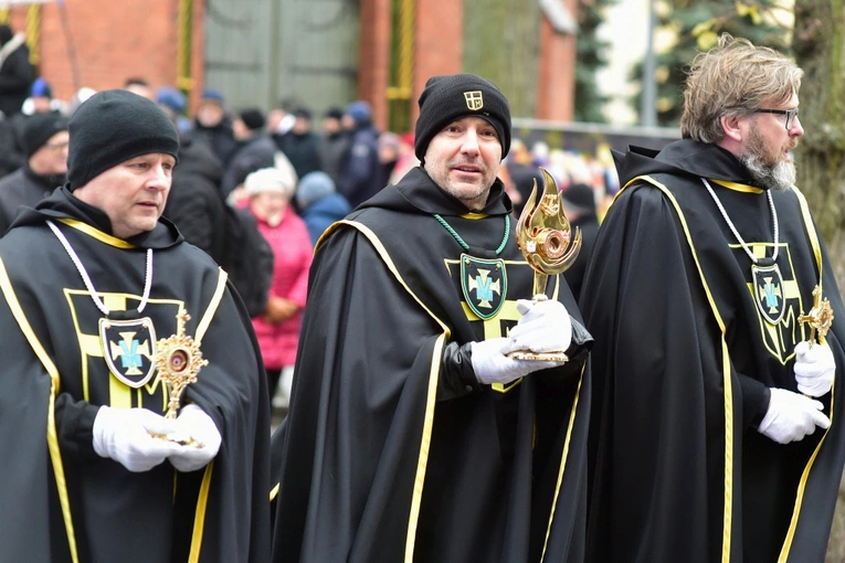 Olsztyn. Procesja Chrystusa Króla