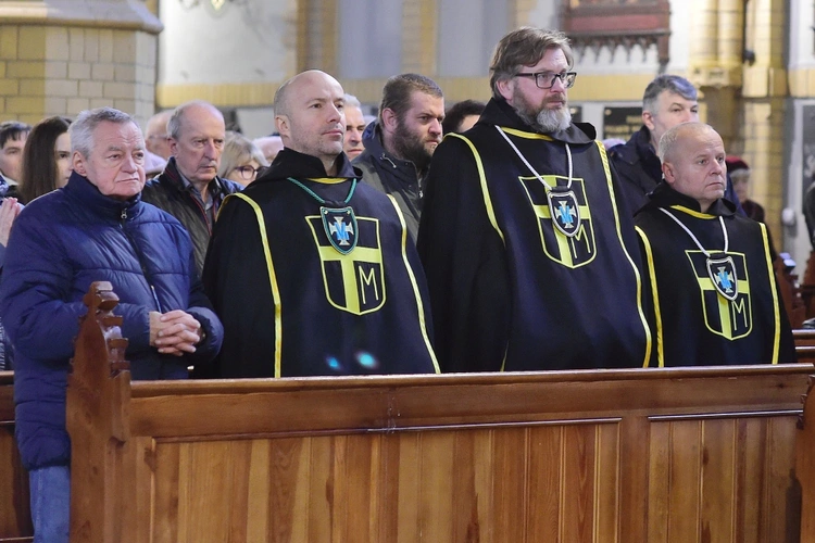 Olsztyn. Procesja Chrystusa Króla