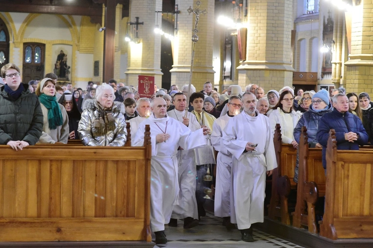 Olsztyn. Procesja Chrystusa Króla