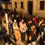 Bazylika pełna młodych
