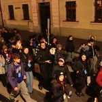 Bazylika pełna młodych
