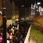 Bazylika pełna młodych
