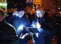 Rozważania poprowadził ks. Radosław Kacprzak.