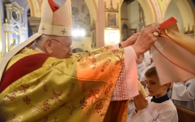 66 lektorów, 4 ministrantów i jeden kawaler