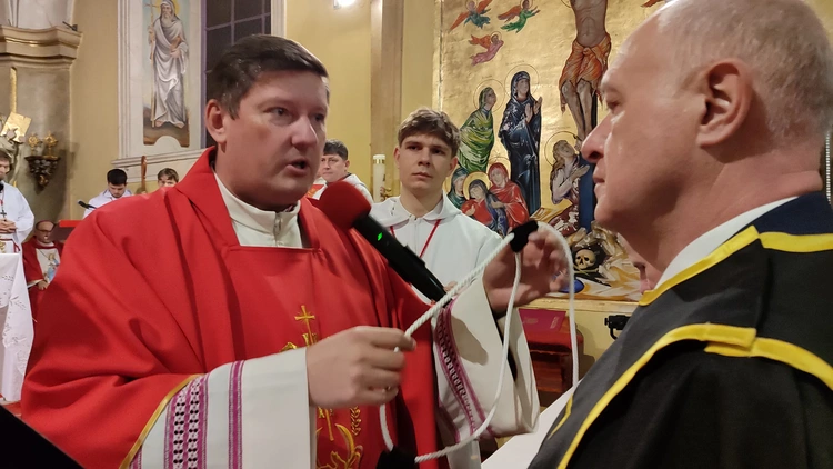 Świętość zaczyna się od nawrócenia swojego serca