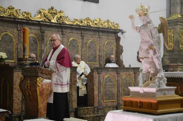 Powitanie i poświęcenie figury św. Michała Archanioła w Jemielnicy