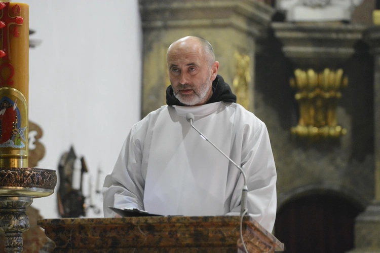 Powitanie i poświęcenie figury św. Michała Archanioła w Jemielnicy