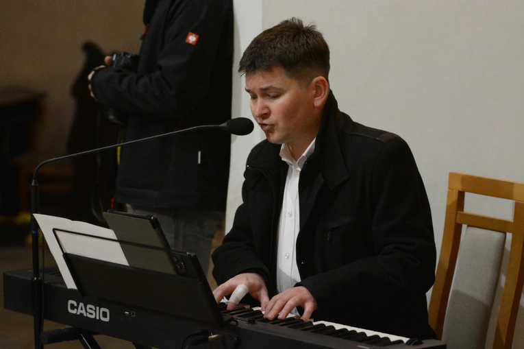 Powitanie i poświęcenie figury św. Michała Archanioła w Jemielnicy