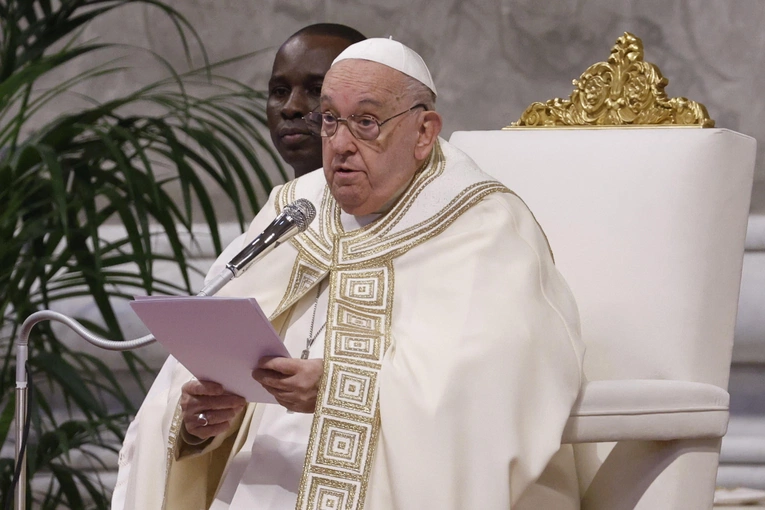 Franciszek wzywa do zaprzestania produkcji i stosowania min