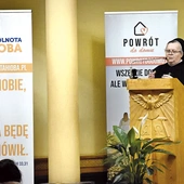 – Tematyka, jaką chcemy podejmować w akademii, nie będzie wyłącznie religijna, ale również dotykająca rozwoju osobowości samych rodziców – mówi s. Kłusek.