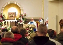 Podczas Eucharystii.