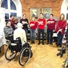 	Dotychczas w akcji „PoKolędzie JP2” wzięło udział kilka tysięcy osób.