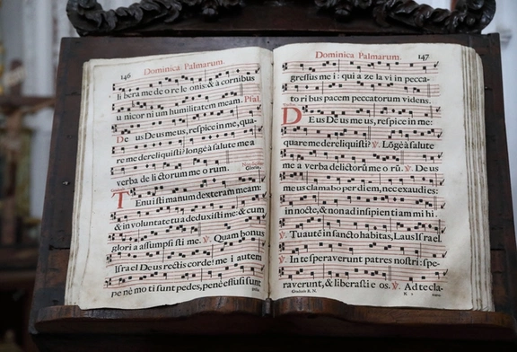 Świat głosi wielkość Boga