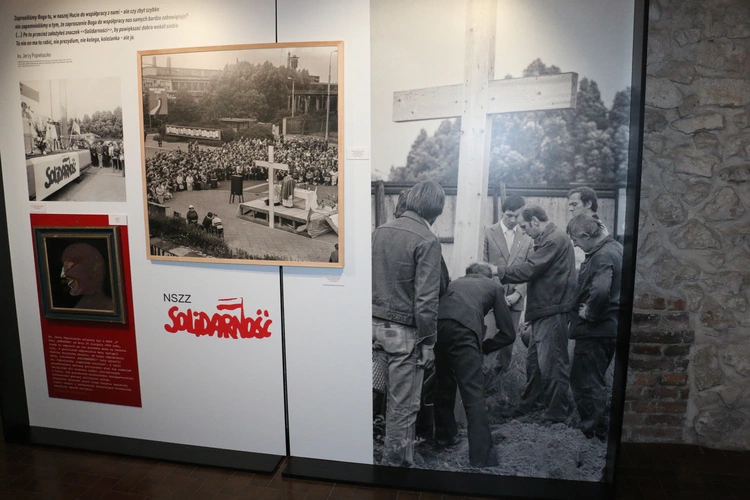 Wystawa o ks. Jerzym Popiełuszce