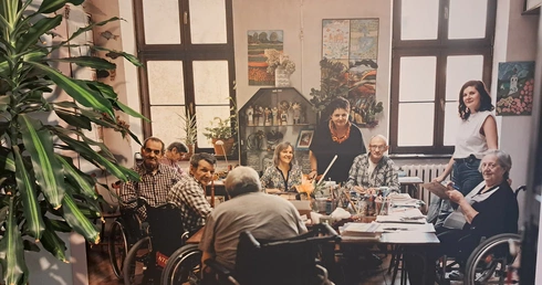 Wystawa "Sztuka przez przeszkody. Kreatywność Pogodnej Jesieni"