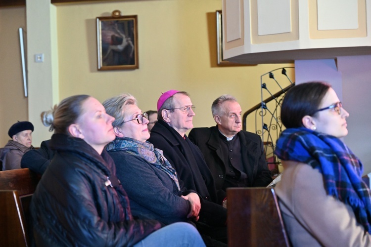 Abp Tadeusz Wojda na gdyńskiej Kurtynie