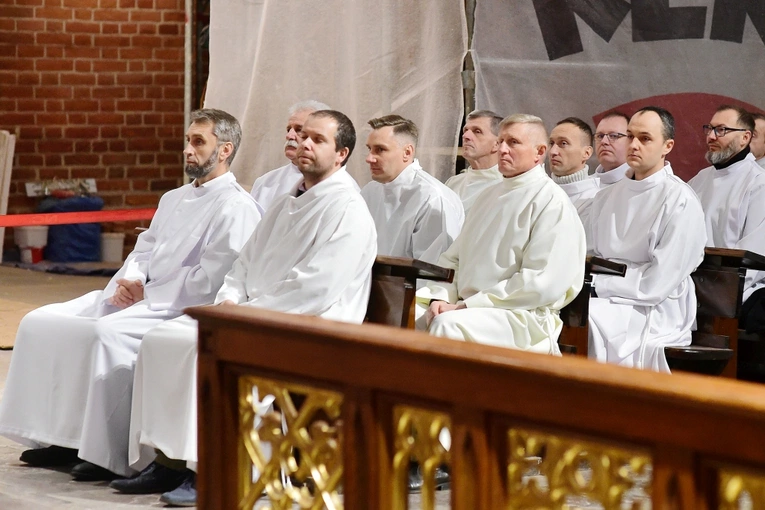 Błogosławieństwo nadzwyczajnych szafarzy Komunii świętej