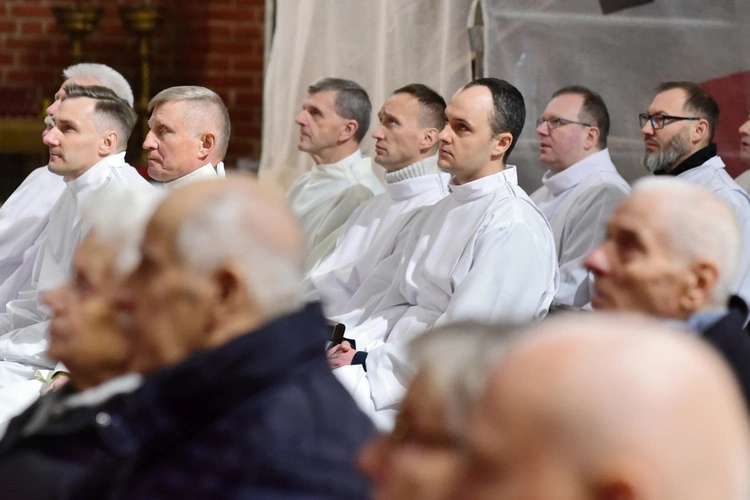Błogosławieństwo nadzwyczajnych szafarzy Komunii świętej