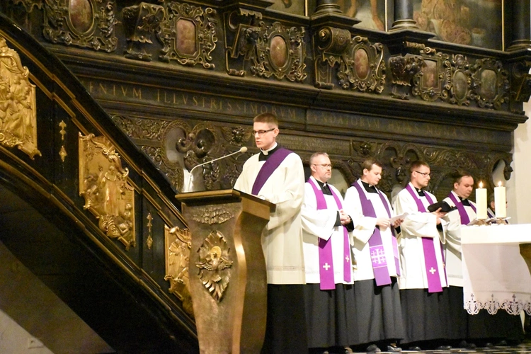 Rozpoczęcie Adwentu w archikatedrze