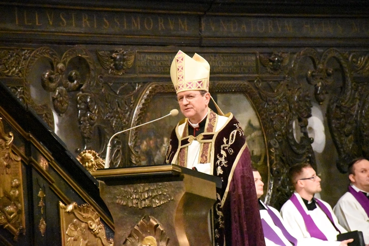 Rozpoczęcie Adwentu w archikatedrze
