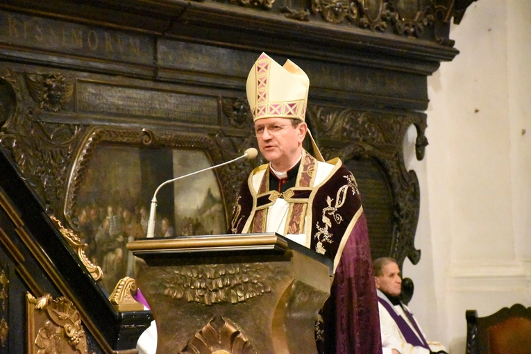 Rozpoczęcie Adwentu w archikatedrze