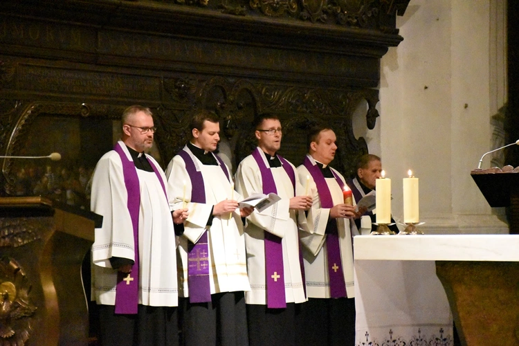 Rozpoczęcie Adwentu w archikatedrze