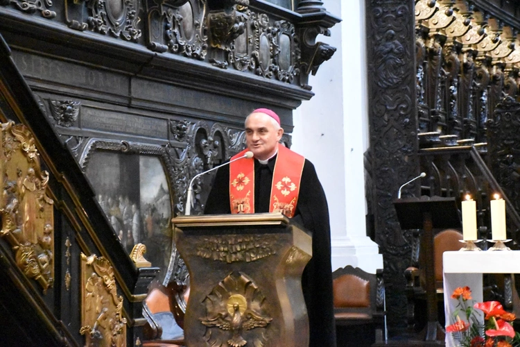 Formacyjne spotkanie w katedrze
