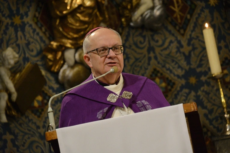 Bp Czaja: Nabierzmy ducha i bądźmy pełni nadziei