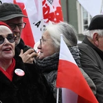 Wielka manifestacja w obronie dzieci