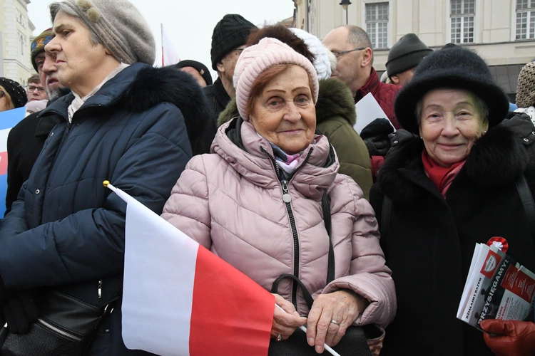 Wielka manifestacja w obronie dzieci