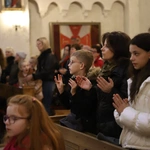 Roraty z pasterzem diecezji w Białej Rawskiej