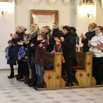 Roraty z pasterzem diecezji w Białej Rawskiej