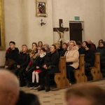 Roraty z pasterzem diecezji w Białej Rawskiej