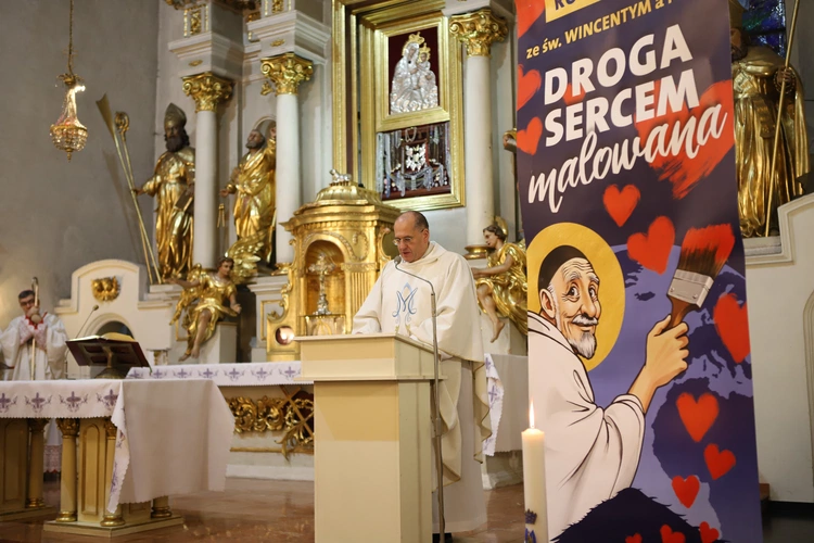 Roraty z pasterzem diecezji w Białej Rawskiej
