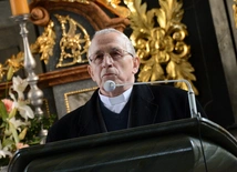 Jezus czeka na nas