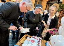 Konkretna pomoc tysiącom osób