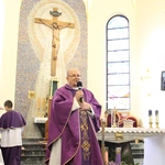 Tarnów-Krzyż. Błogosławieństwo obrazu Chrystusa Ukrzyżowanego
