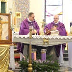Tarnów-Krzyż. Błogosławieństwo obrazu Chrystusa Ukrzyżowanego
