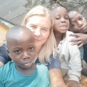 O bliskość chodzi i więzi! Dlatego Inese wraca do Zambii