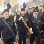 Poczty sztandarowe na barbórce w Sośnicy