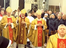 Msza dziękczynna za 40 lat istnienia parafii Świętej Rodziny w Lublinie.
