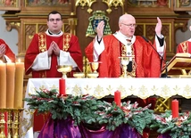 Eucharystii w konkatedrze  św. Jakuba w Olsztynie przewodniczył abp Józef Górzyński.