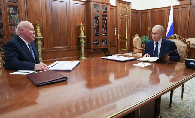 Władimir Putin i Dmitrij Mezencew