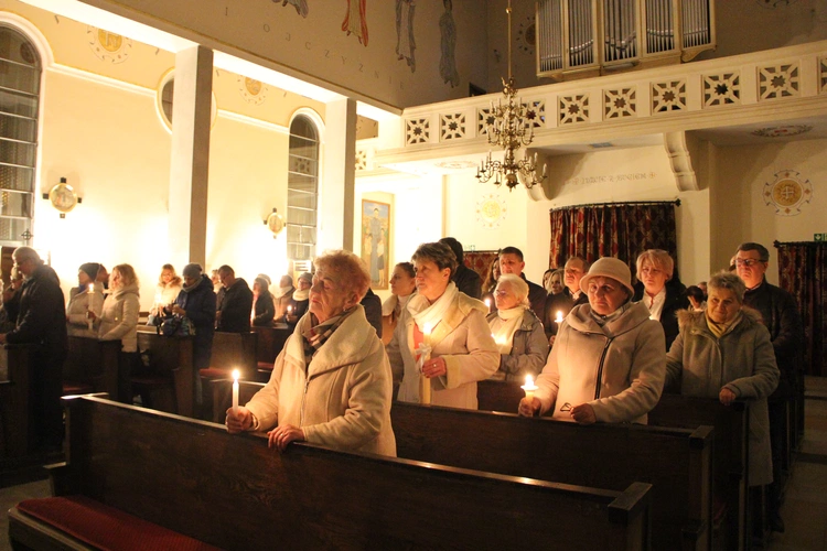 Strumienie Wody Żywej i odnowienie przyrzeczeń chrzcielnych