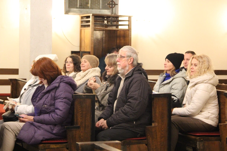 Strumienie Wody Żywej i odnowienie przyrzeczeń chrzcielnych