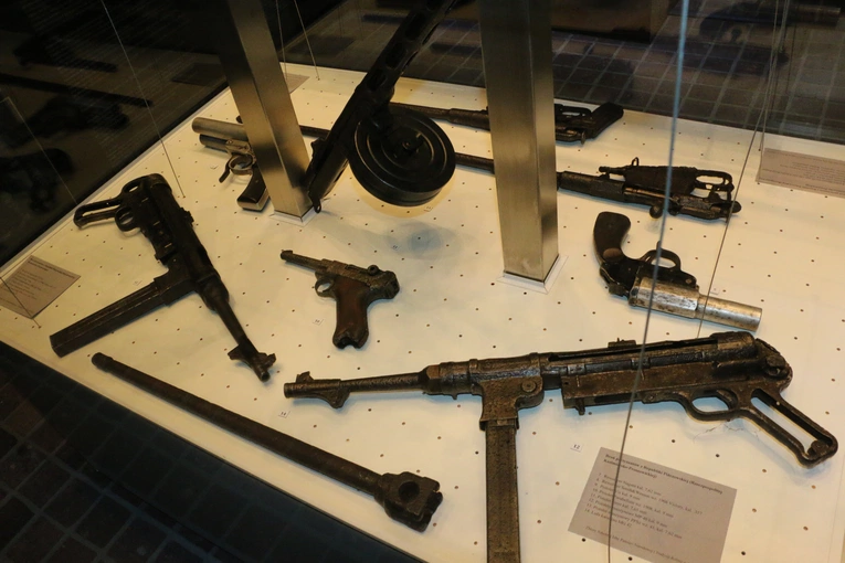 Wystawa w Muzeum AK o rzeczpospolitych partyzanckich