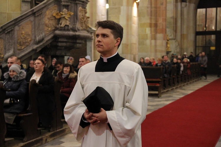 Obłóczyny dzisiaj wyglądają inaczej. Odczytujmy to jako lekcję dla nas
